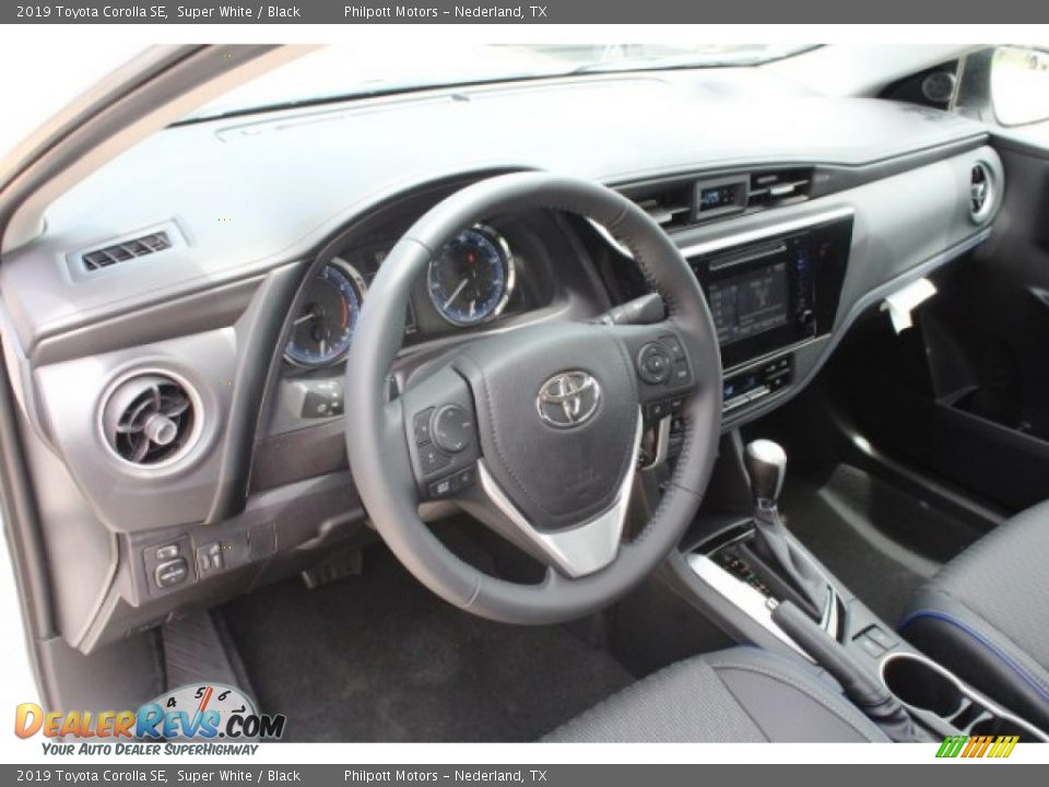2019 Toyota Corolla SE Super White / Black Photo #13