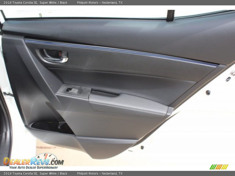 2019 Toyota Corolla SE Super White / Black Photo #25