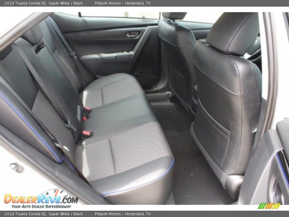 2019 Toyota Corolla SE Super White / Black Photo #26
