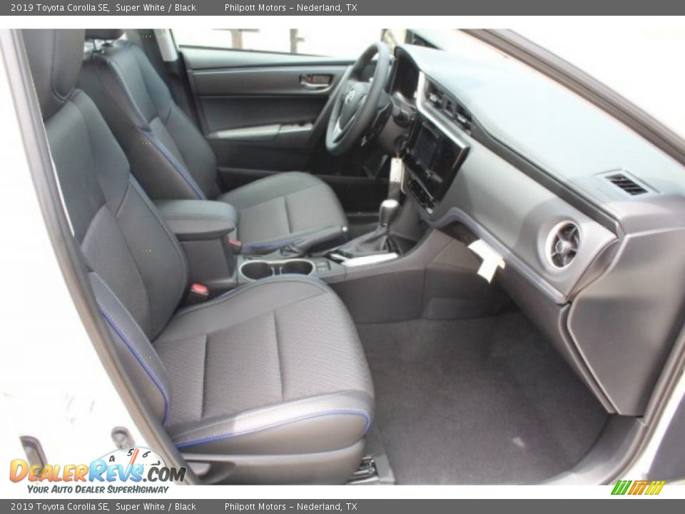 2019 Toyota Corolla SE Super White / Black Photo #29