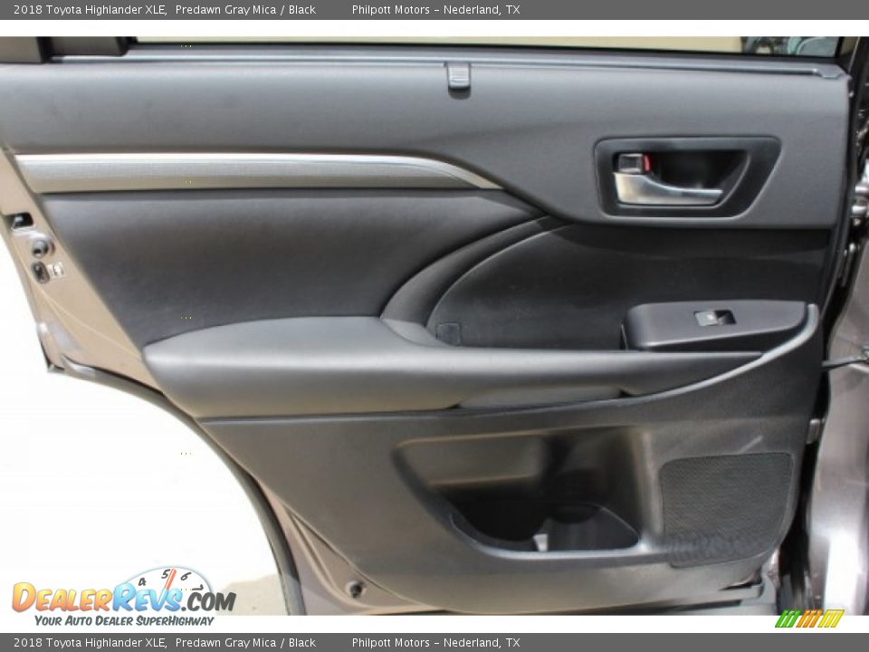 2018 Toyota Highlander XLE Predawn Gray Mica / Black Photo #24