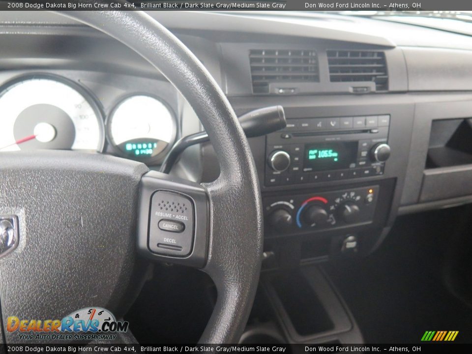 2008 Dodge Dakota Big Horn Crew Cab 4x4 Brilliant Black / Dark Slate Gray/Medium Slate Gray Photo #17