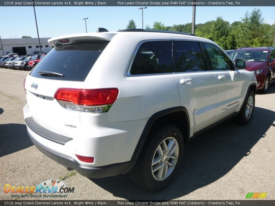 2018 Jeep Grand Cherokee Laredo 4x4 Bright White / Black Photo #5