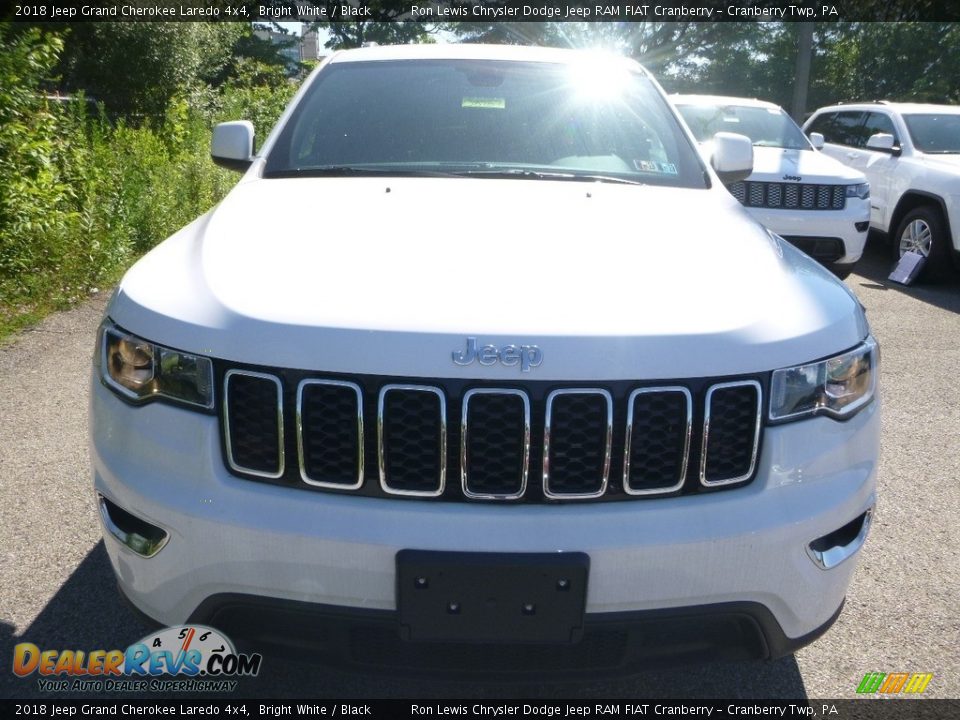 2018 Jeep Grand Cherokee Laredo 4x4 Bright White / Black Photo #7