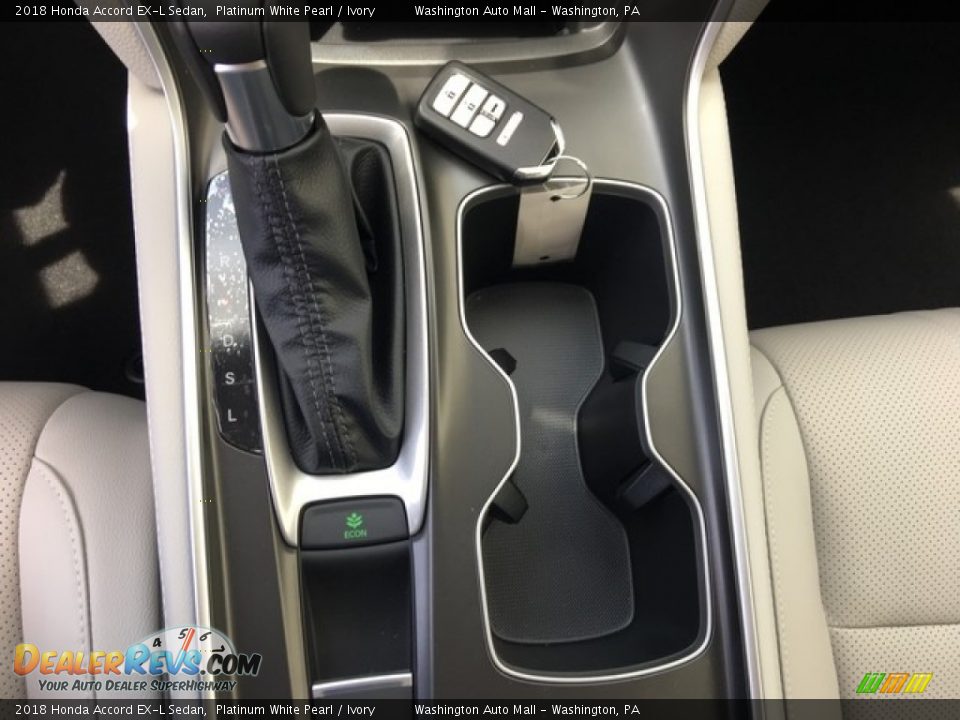 2018 Honda Accord EX-L Sedan Platinum White Pearl / Ivory Photo #23