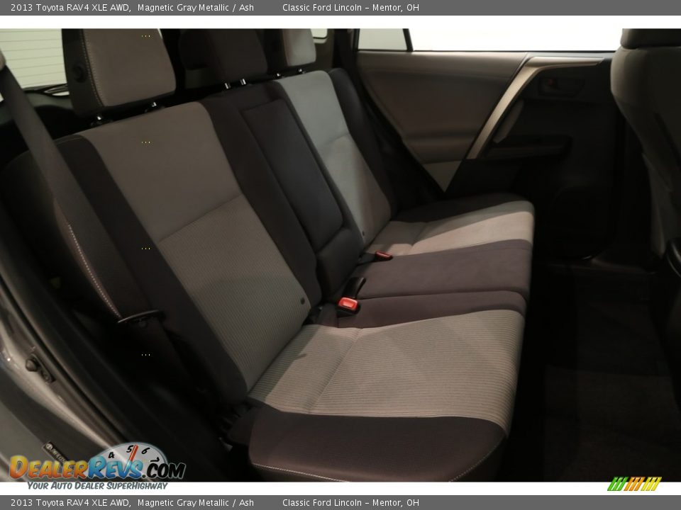 2013 Toyota RAV4 XLE AWD Magnetic Gray Metallic / Ash Photo #14