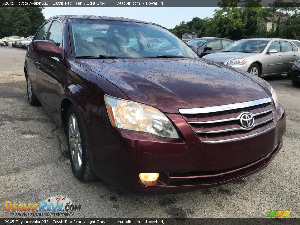 2005 Toyota Avalon XLS Cassis Red Pearl / Light Gray Photo #10