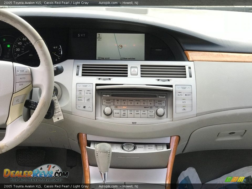 2005 Toyota Avalon XLS Cassis Red Pearl / Light Gray Photo #14