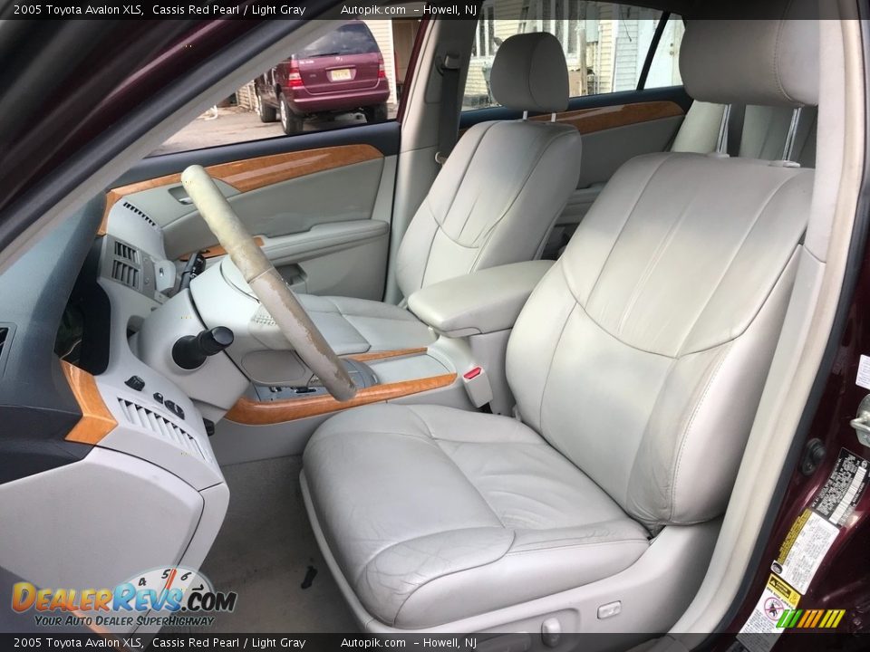 2005 Toyota Avalon XLS Cassis Red Pearl / Light Gray Photo #16