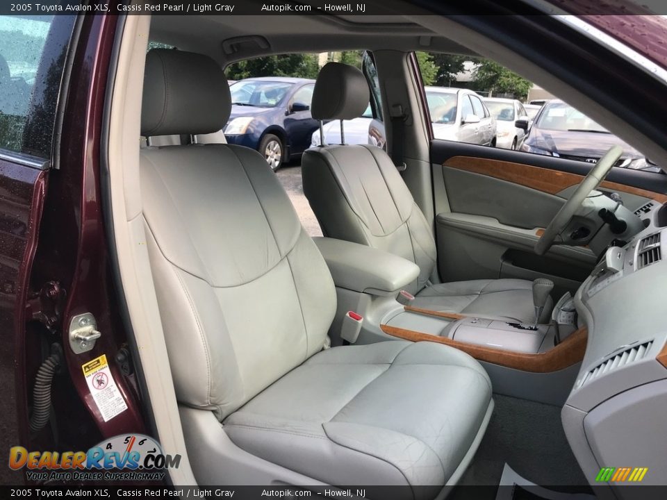 2005 Toyota Avalon XLS Cassis Red Pearl / Light Gray Photo #17