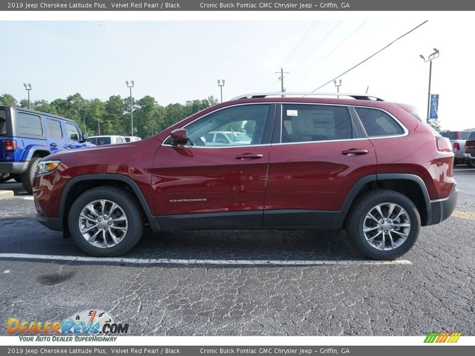 2019 Jeep Cherokee Latitude Plus Velvet Red Pearl / Black Photo #12
