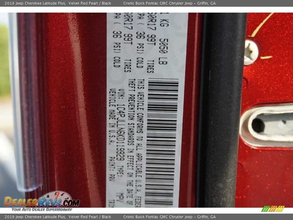 2019 Jeep Cherokee Latitude Plus Velvet Red Pearl / Black Photo #13