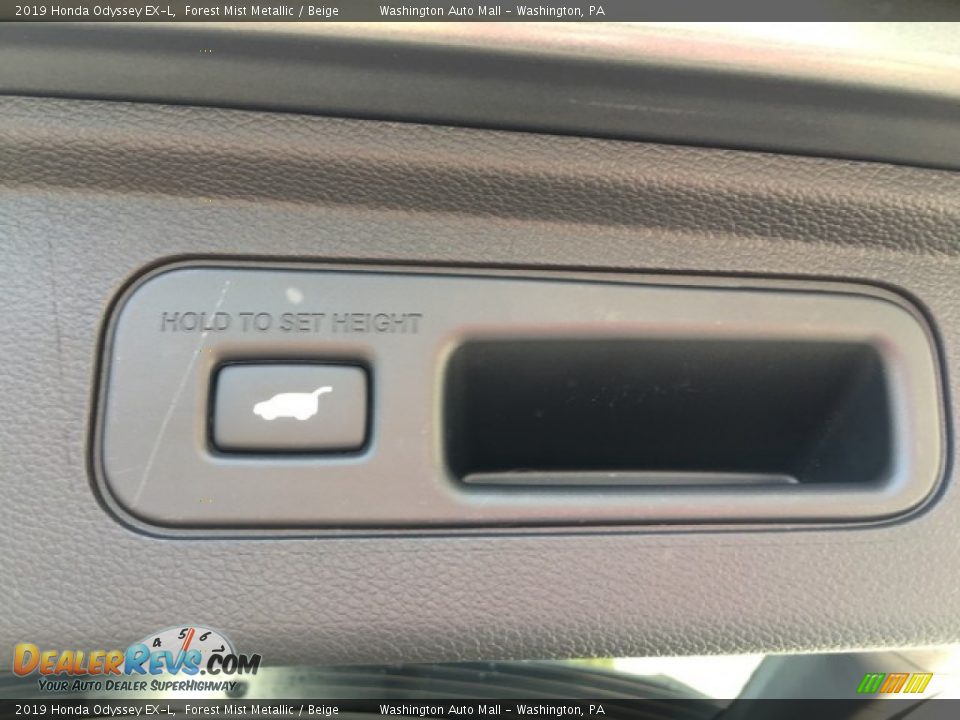 2019 Honda Odyssey EX-L Forest Mist Metallic / Beige Photo #31