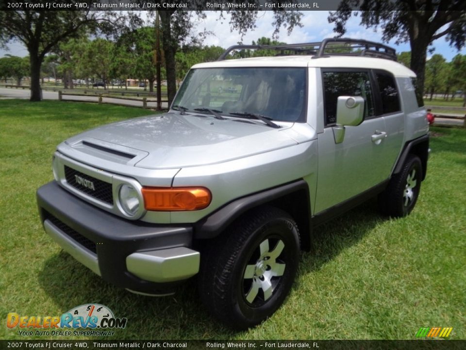 2007 Toyota FJ Cruiser 4WD Titanium Metallic / Dark Charcoal Photo #1