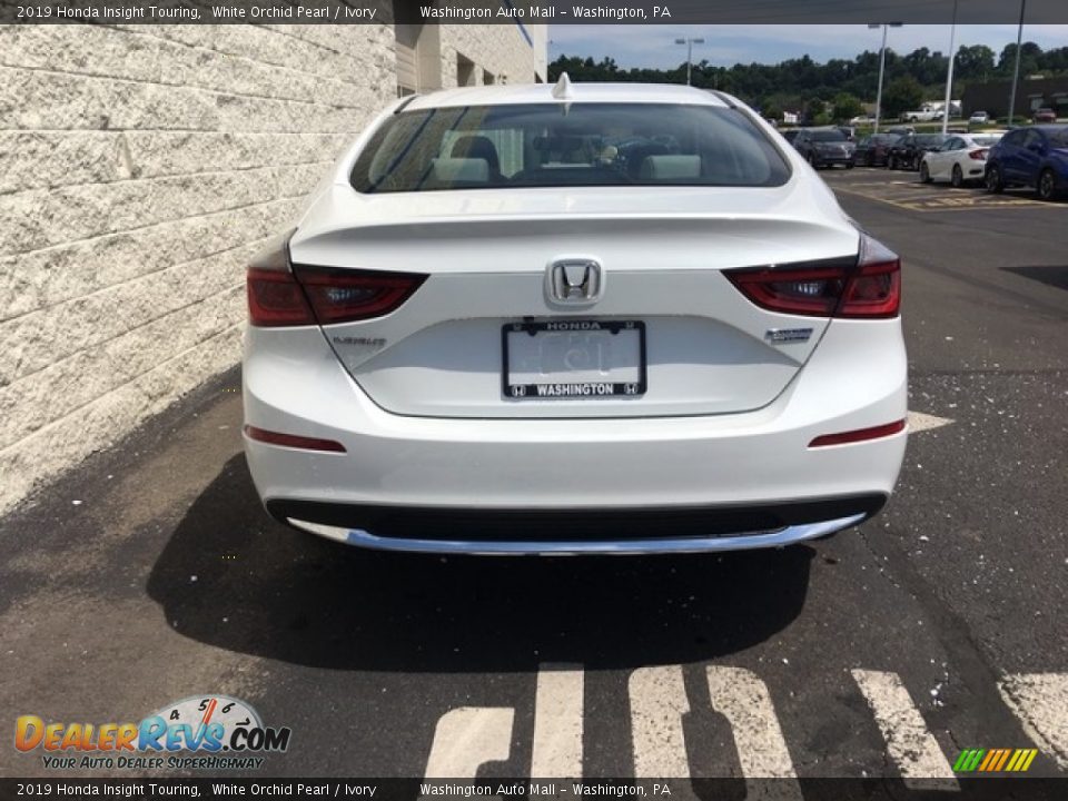 2019 Honda Insight Touring White Orchid Pearl / Ivory Photo #5