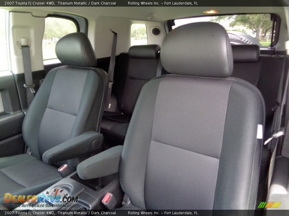 2007 Toyota FJ Cruiser 4WD Titanium Metallic / Dark Charcoal Photo #6