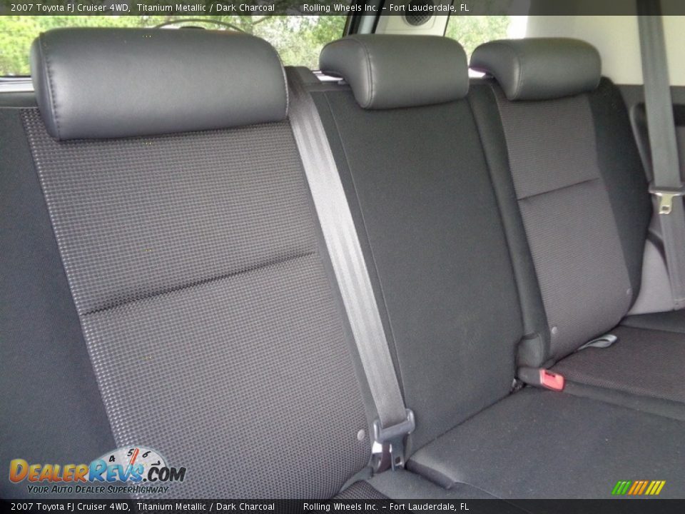 2007 Toyota FJ Cruiser 4WD Titanium Metallic / Dark Charcoal Photo #8