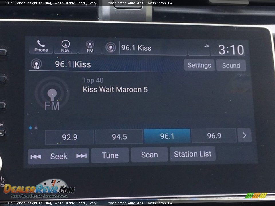 2019 Honda Insight Touring White Orchid Pearl / Ivory Photo #16