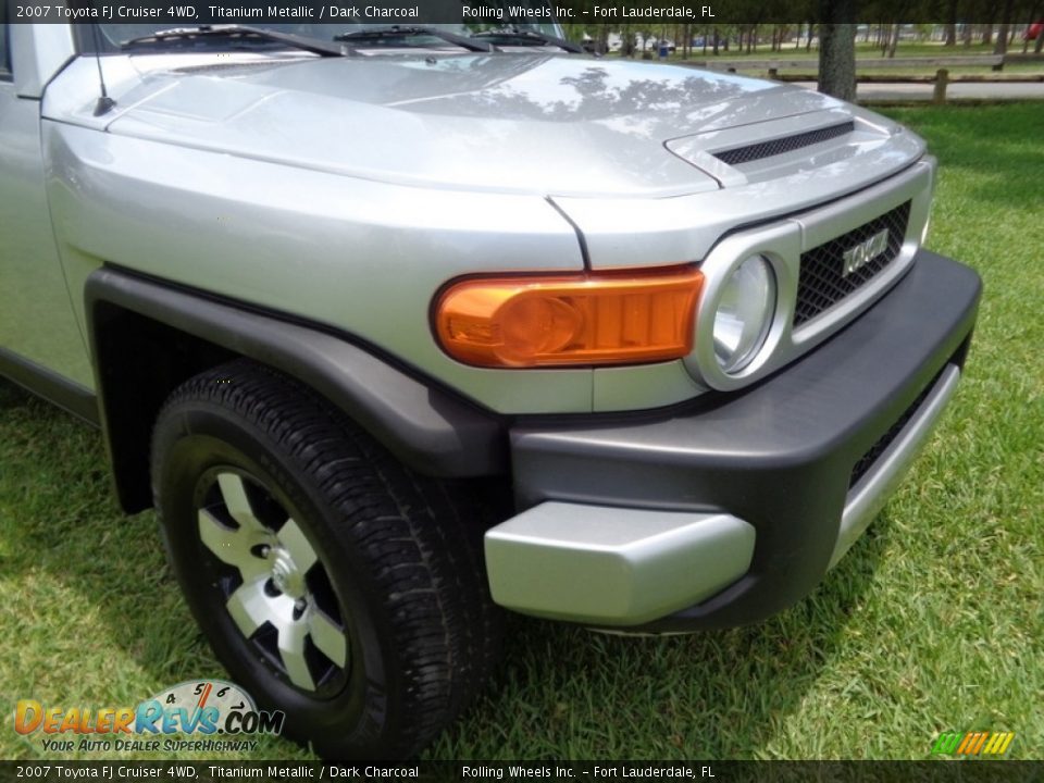 2007 Toyota FJ Cruiser 4WD Titanium Metallic / Dark Charcoal Photo #19