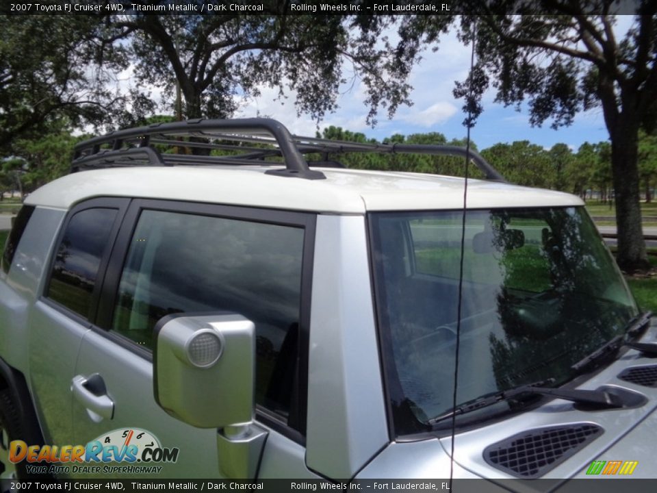 2007 Toyota FJ Cruiser 4WD Titanium Metallic / Dark Charcoal Photo #21