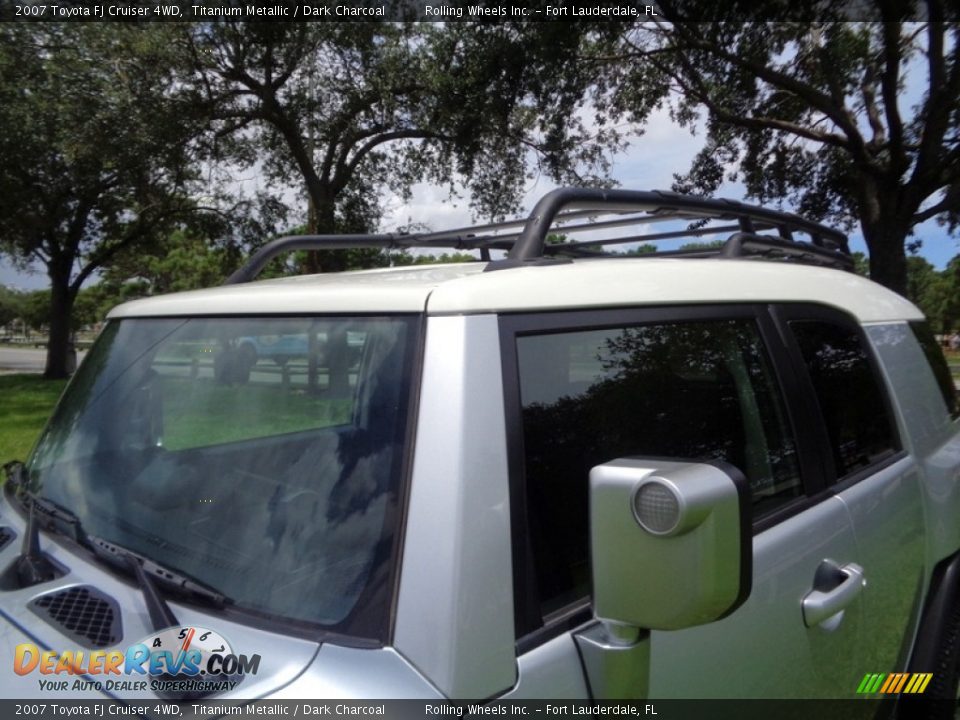 2007 Toyota FJ Cruiser 4WD Titanium Metallic / Dark Charcoal Photo #23