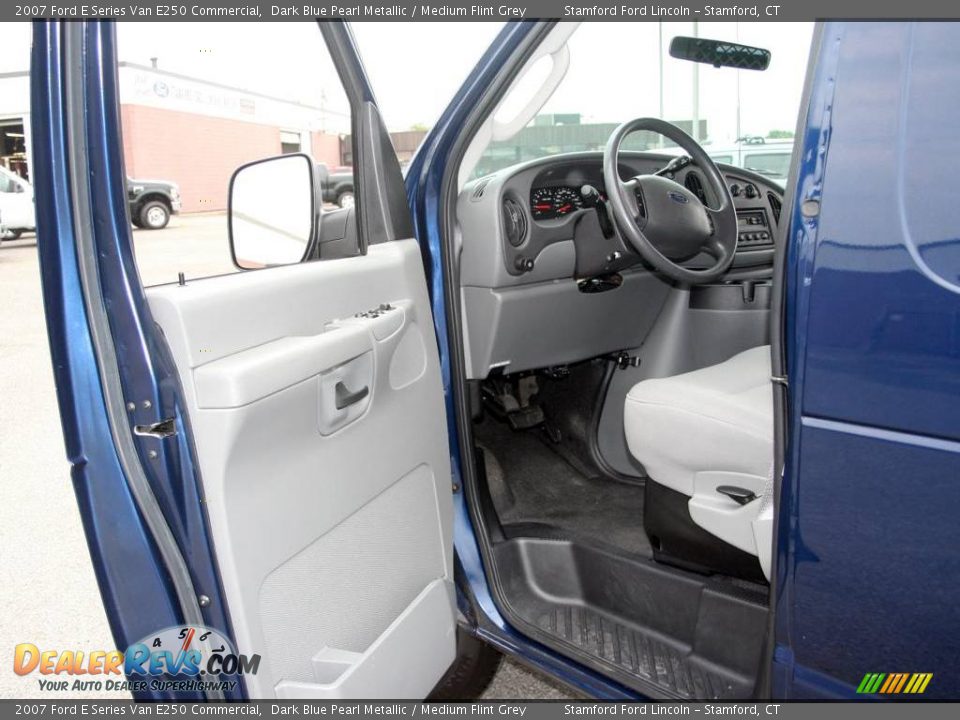 2007 Ford E Series Van E250 Commercial Dark Blue Pearl Metallic / Medium Flint Grey Photo #9