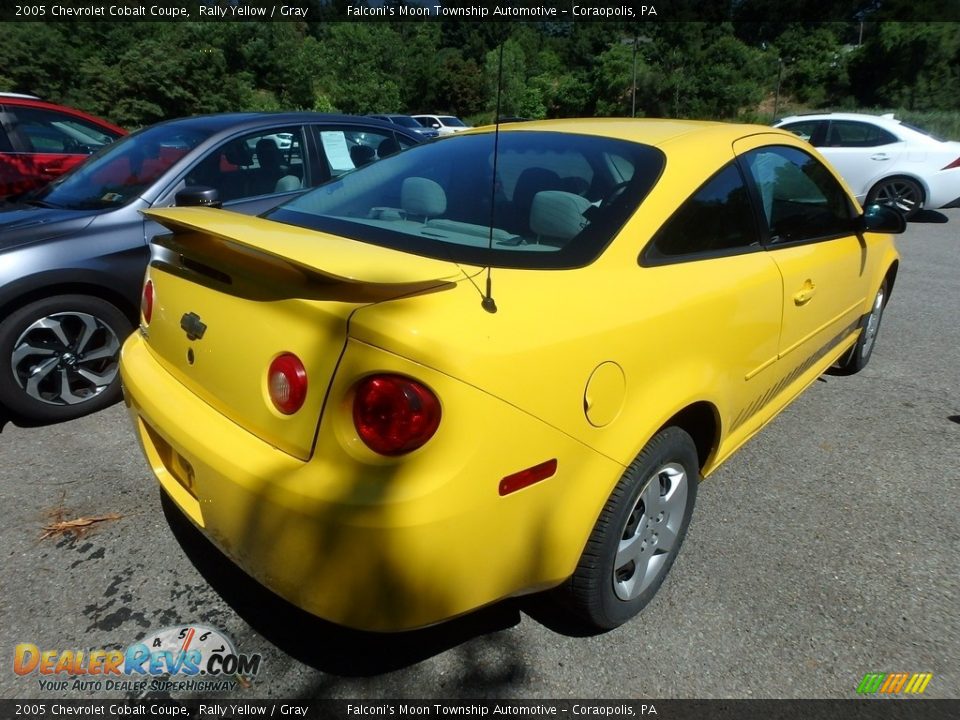 2005 Chevrolet Cobalt Coupe Rally Yellow / Gray Photo #4