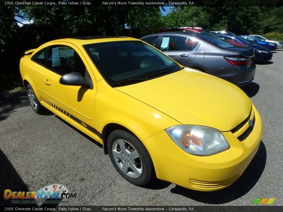 2005 Chevrolet Cobalt Coupe Rally Yellow / Gray Photo #5
