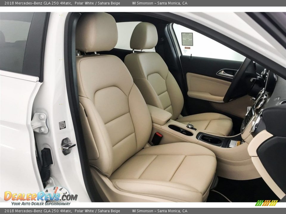 2018 Mercedes-Benz GLA 250 4Matic Polar White / Sahara Beige Photo #2