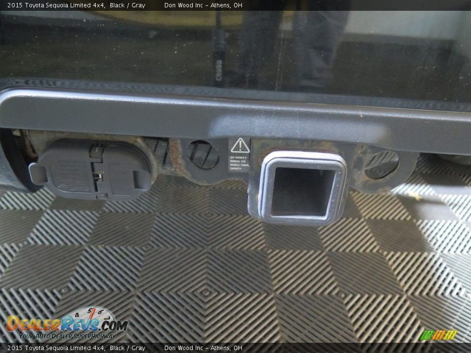 2015 Toyota Sequoia Limited 4x4 Black / Gray Photo #35