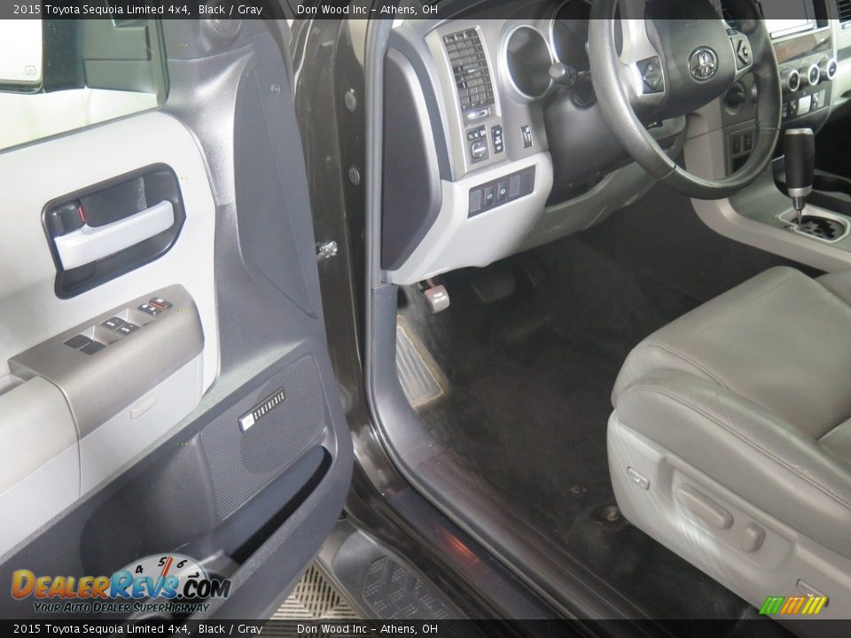 2015 Toyota Sequoia Limited 4x4 Black / Gray Photo #36