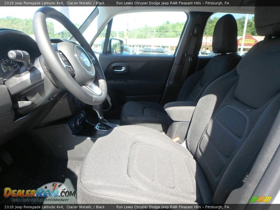 2018 Jeep Renegade Latitude 4x4 Glacier Metallic / Black Photo #10