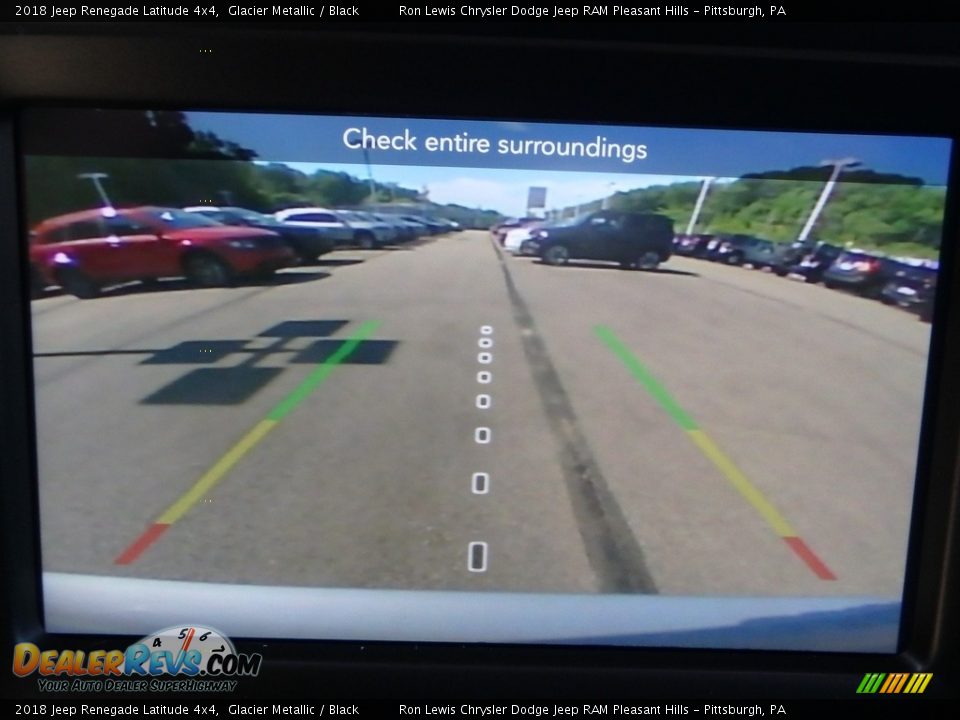 2018 Jeep Renegade Latitude 4x4 Glacier Metallic / Black Photo #17
