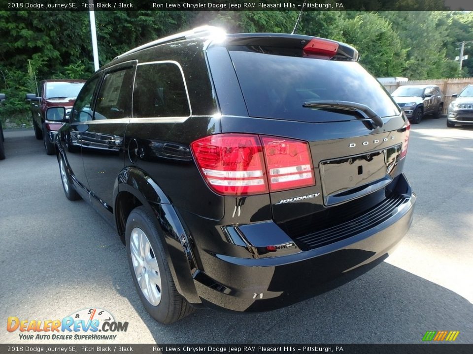 2018 Dodge Journey SE Pitch Black / Black Photo #5
