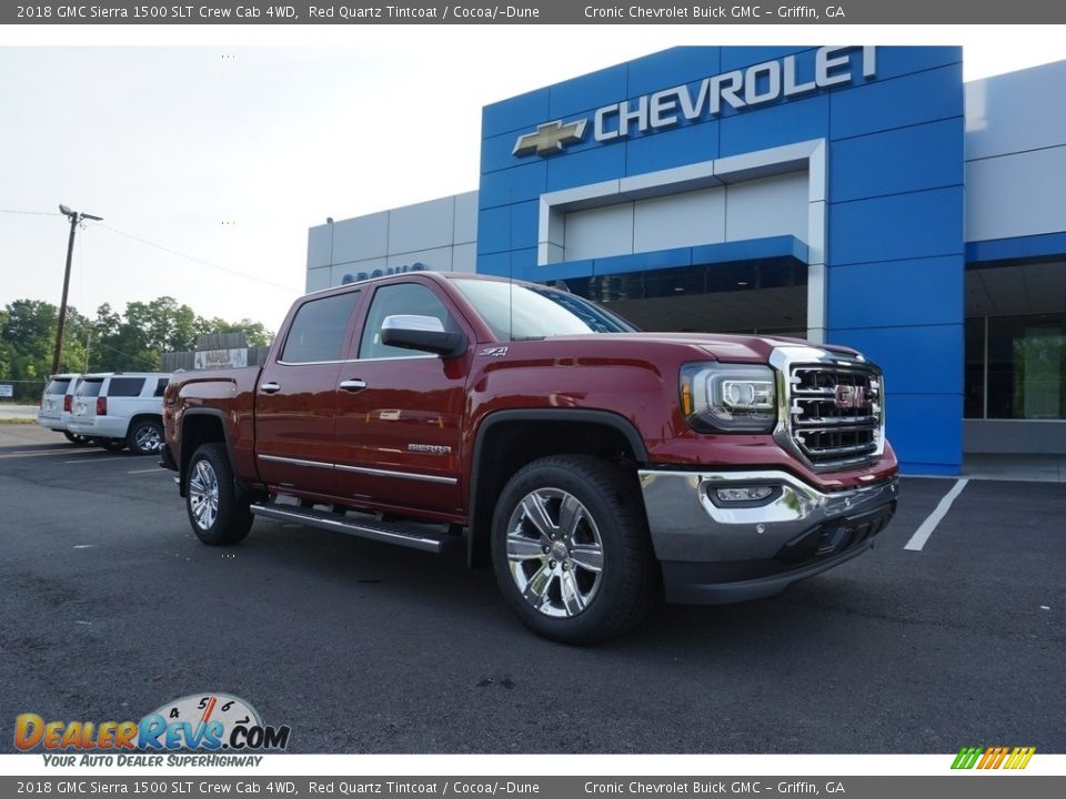 Front 3/4 View of 2018 GMC Sierra 1500 SLT Crew Cab 4WD Photo #1