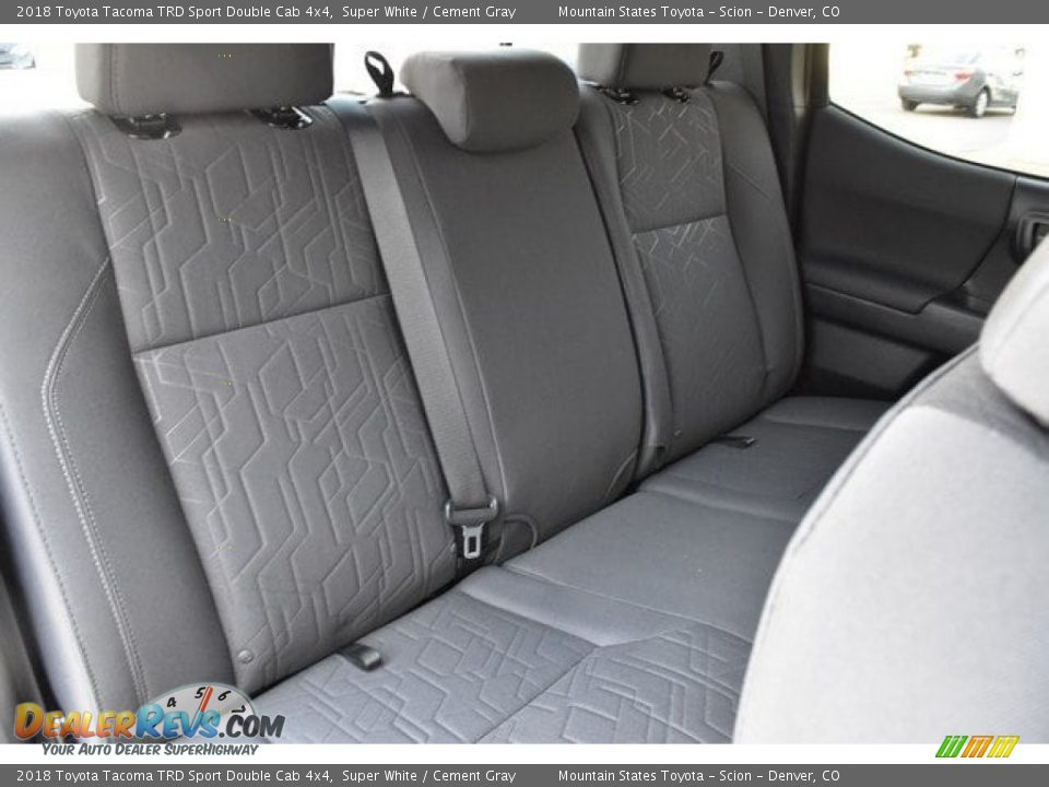 2018 Toyota Tacoma TRD Sport Double Cab 4x4 Super White / Cement Gray Photo #19