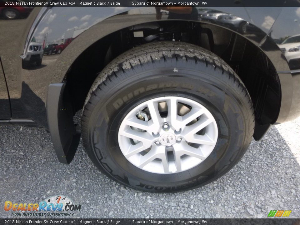 2018 Nissan Frontier SV Crew Cab 4x4 Magnetic Black / Beige Photo #2