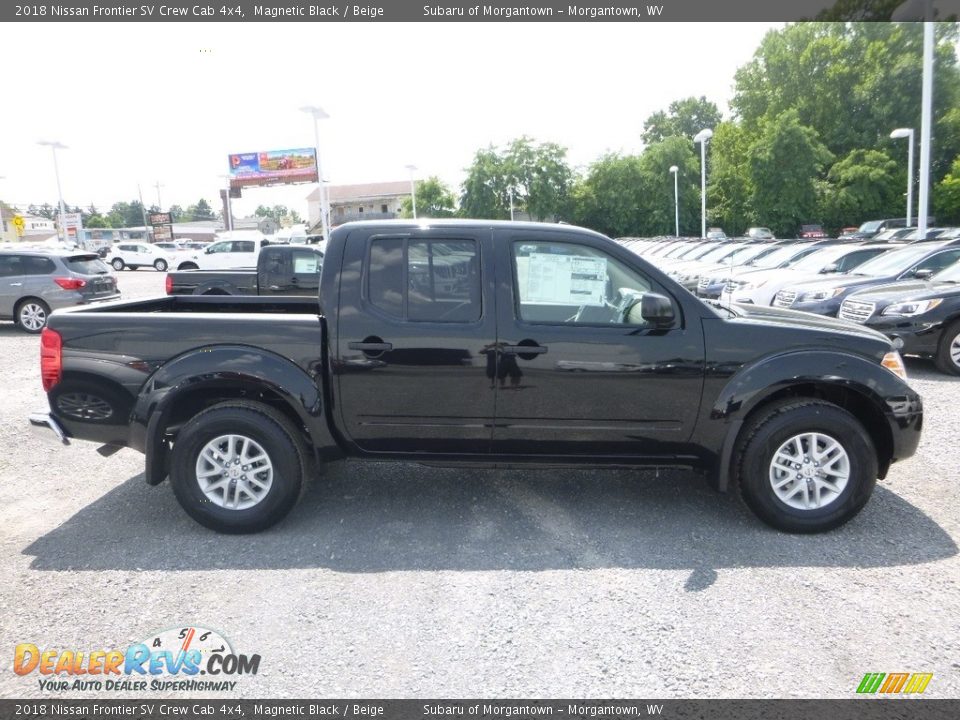 2018 Nissan Frontier SV Crew Cab 4x4 Magnetic Black / Beige Photo #5