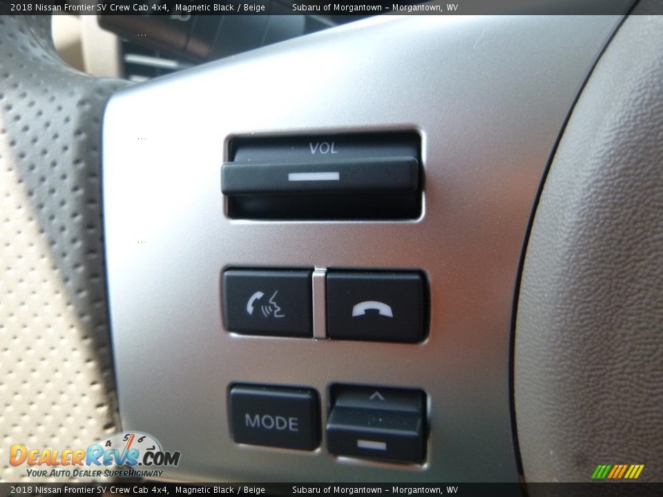 2018 Nissan Frontier SV Crew Cab 4x4 Magnetic Black / Beige Photo #19