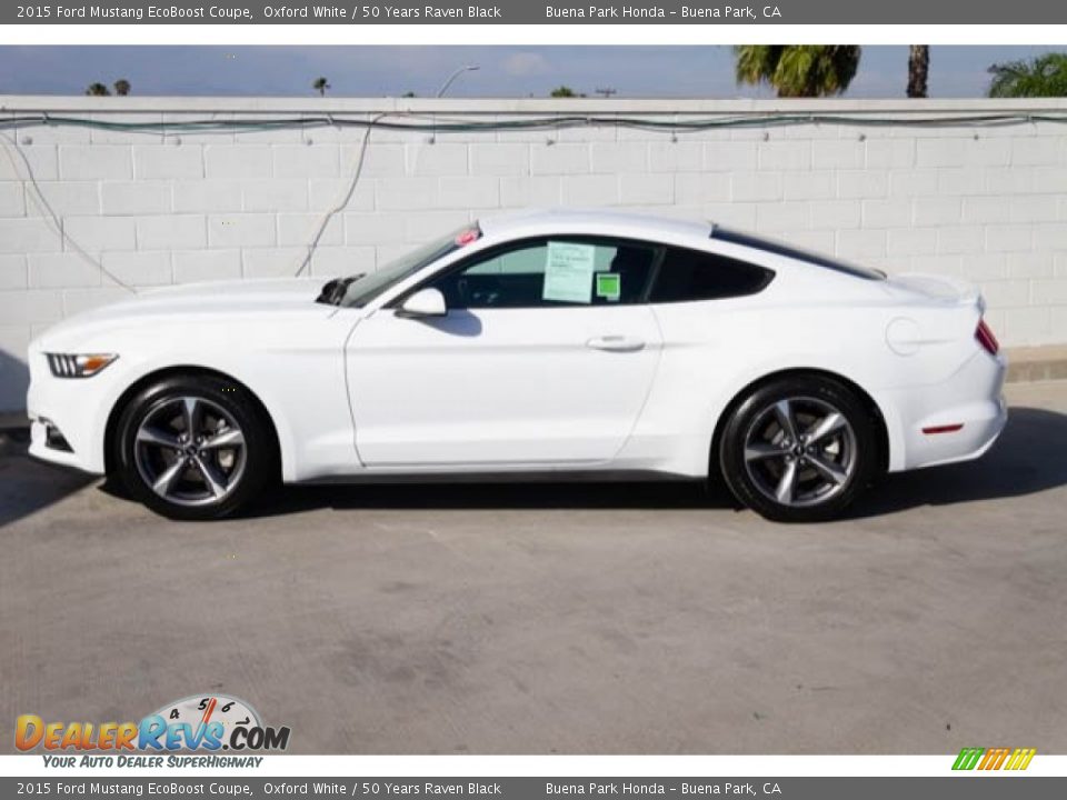 2015 Ford Mustang EcoBoost Coupe Oxford White / 50 Years Raven Black Photo #13