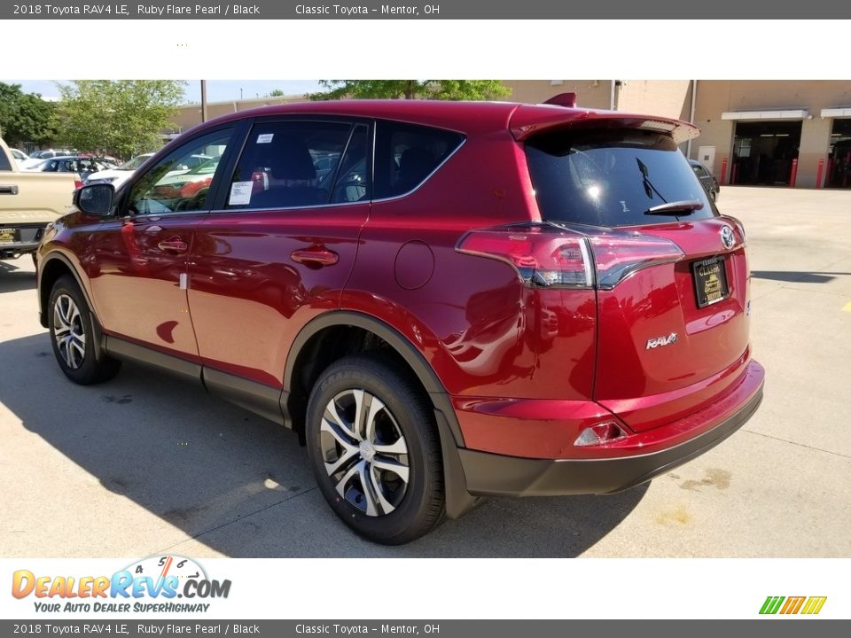 2018 Toyota RAV4 LE Ruby Flare Pearl / Black Photo #2