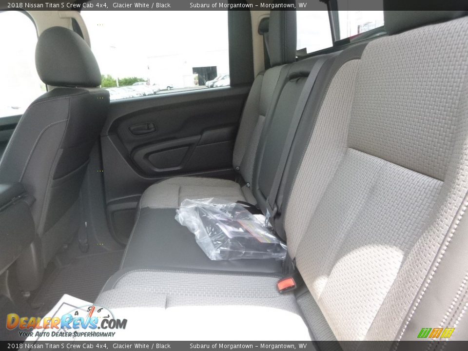 2018 Nissan Titan S Crew Cab 4x4 Glacier White / Black Photo #13