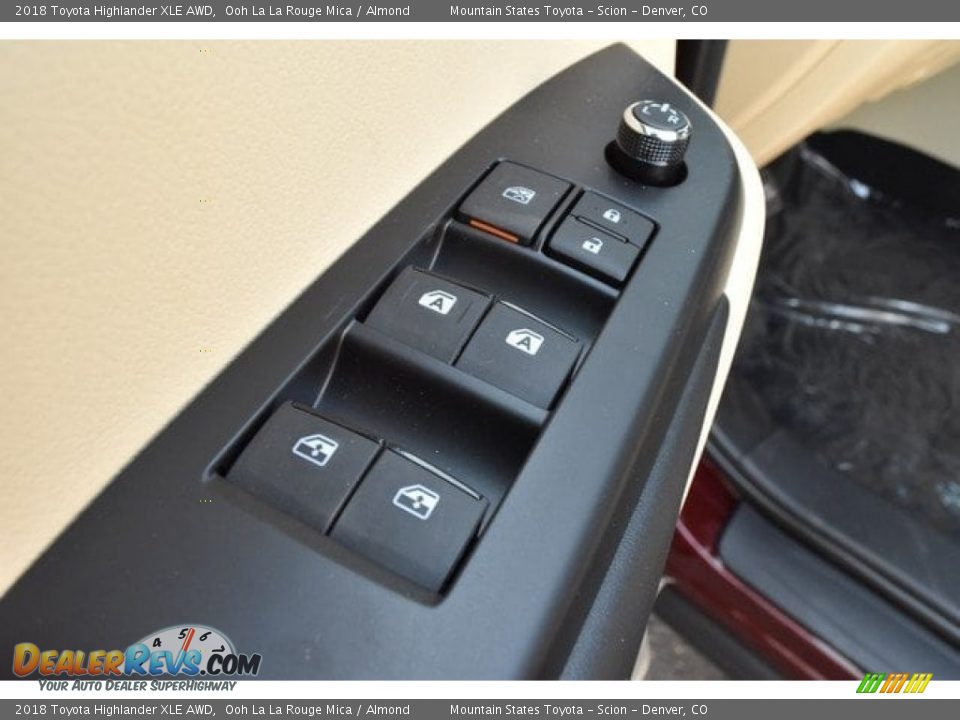 2018 Toyota Highlander XLE AWD Ooh La La Rouge Mica / Almond Photo #27