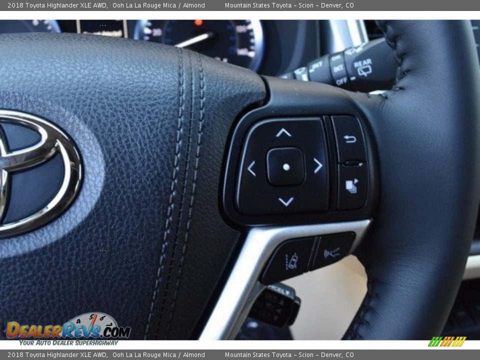 2018 Toyota Highlander XLE AWD Ooh La La Rouge Mica / Almond Photo #30