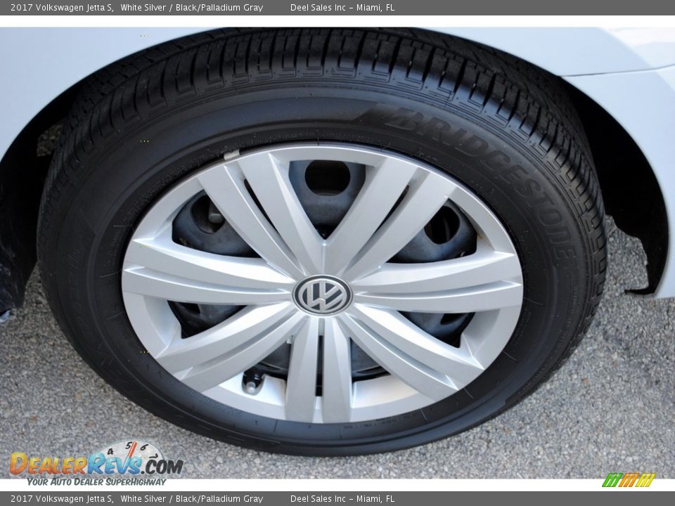 2017 Volkswagen Jetta S White Silver / Black/Palladium Gray Photo #10
