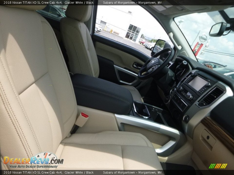 2018 Nissan TITAN XD SL Crew Cab 4x4 Glacier White / Black Photo #10