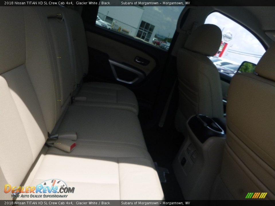 2018 Nissan TITAN XD SL Crew Cab 4x4 Glacier White / Black Photo #12
