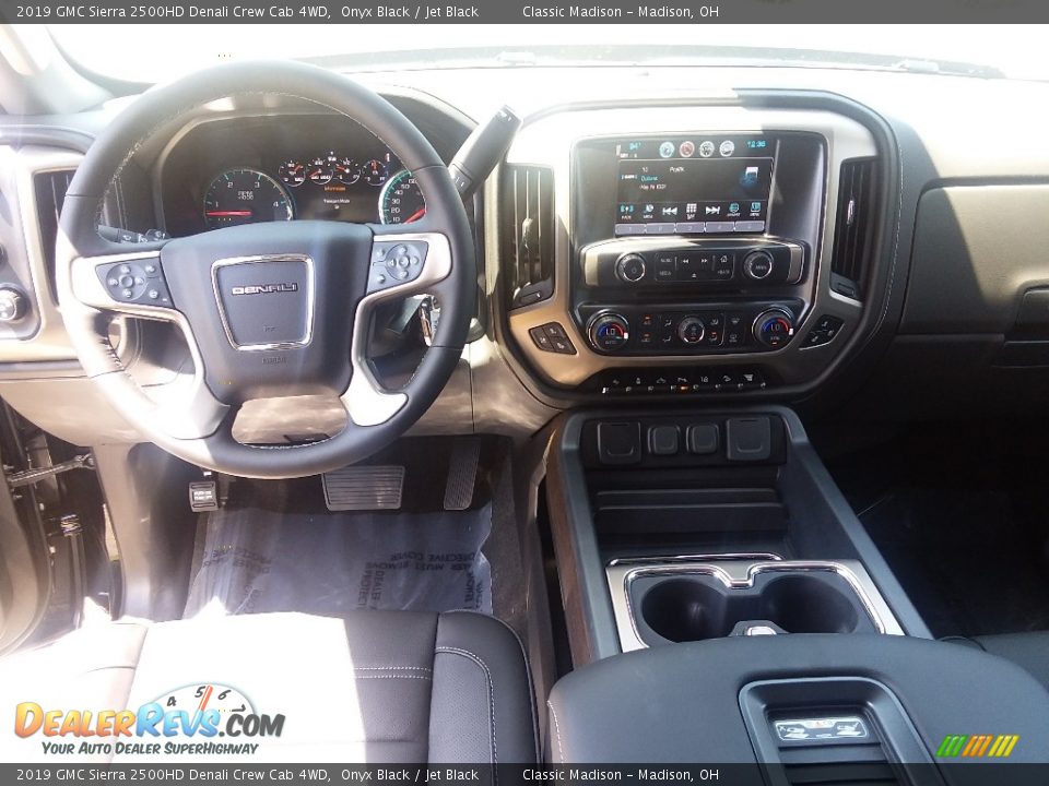 2019 GMC Sierra 2500HD Denali Crew Cab 4WD Onyx Black / Jet Black Photo #5