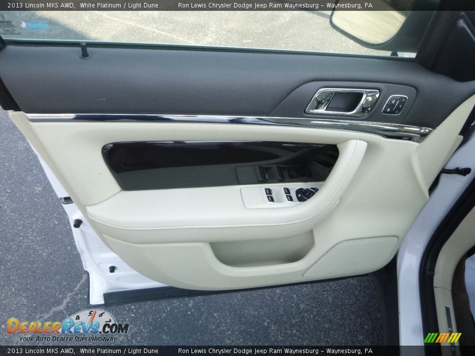2013 Lincoln MKS AWD White Platinum / Light Dune Photo #15