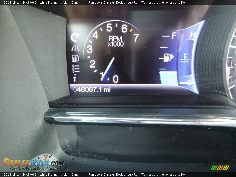 2013 Lincoln MKS AWD White Platinum / Light Dune Photo #19